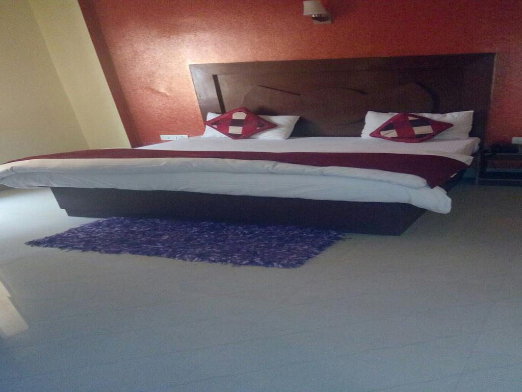 Hotel New Park Plaza Haridwār Zewnętrze zdjęcie